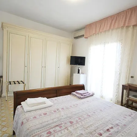 ベッド・アンド・ブレックファスト Flamingo ヴィッラシミーウス