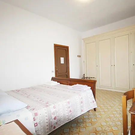Flamingo Bed & Breakfast 3*